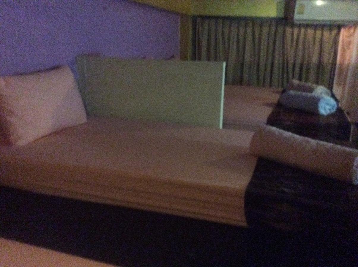 Maddy'S Hostel Ko Pha Ngan Exterior photo